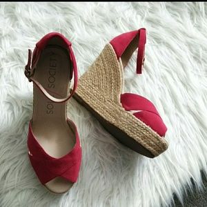 NWT Sole Society wedges sandals.